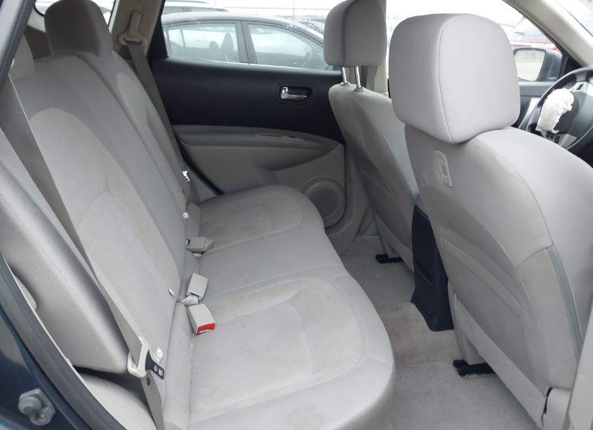 Photo 8 of 2013 Nissan Rogue S (VIN JN8AS5MV5DW148895)