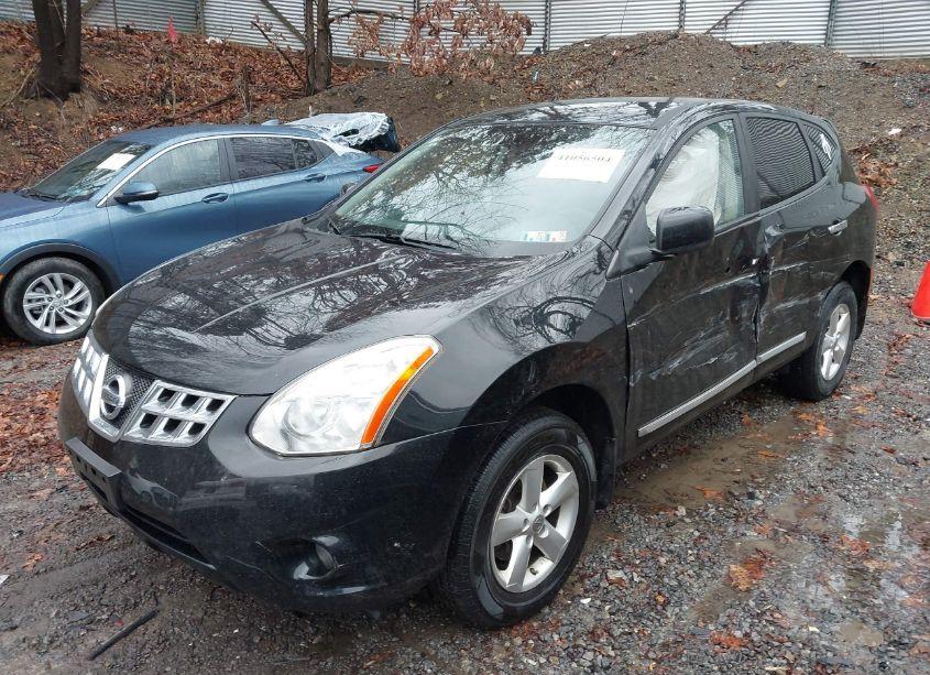 Photo 2 of 2013 Nissan Rogue S (VIN JN8AS5MV5DW616348)