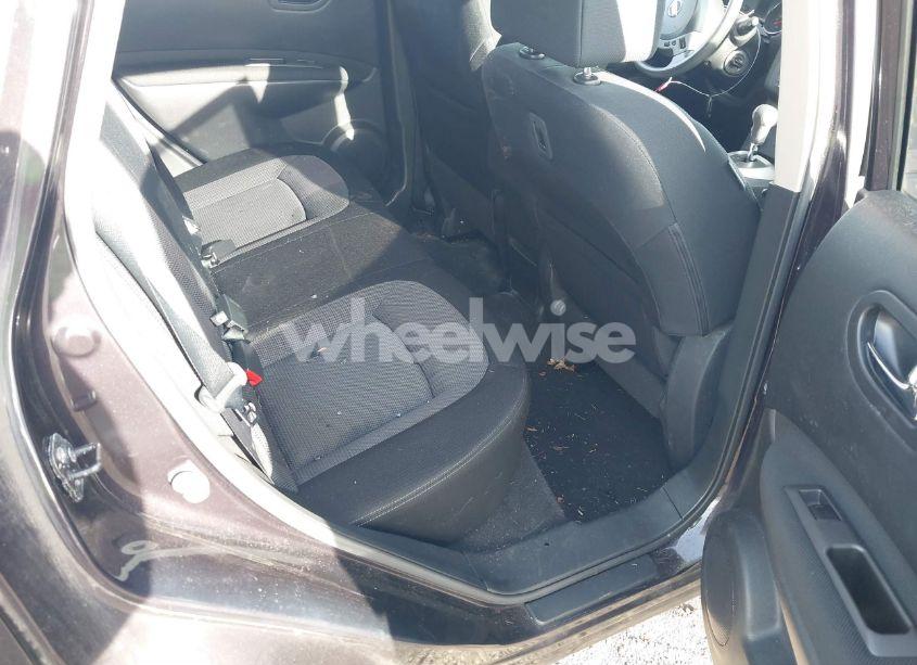 Photo 8 of 2013 Nissan Rogue SV (VIN JN8AS5MV5DW617046)