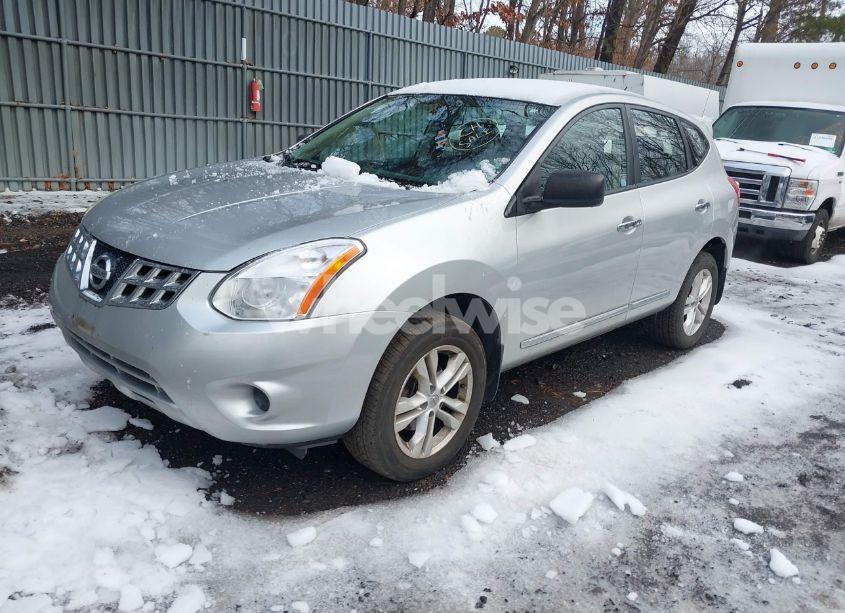 Photo 2 of 2013 Nissan Rogue S (VIN JN8AS5MV5DW622151)