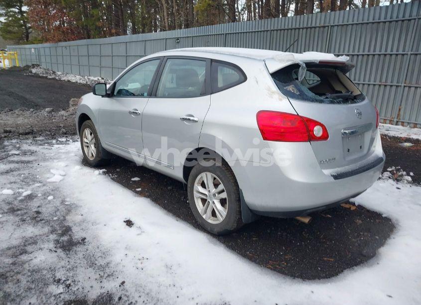 Photo 3 of 2013 Nissan Rogue S (VIN JN8AS5MV5DW622151)