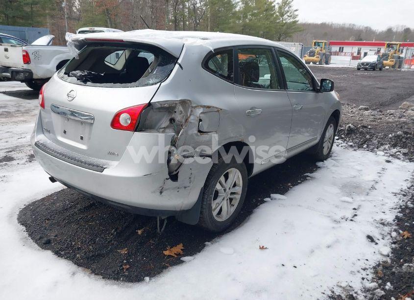 Photo 4 of 2013 Nissan Rogue S (VIN JN8AS5MV5DW622151)