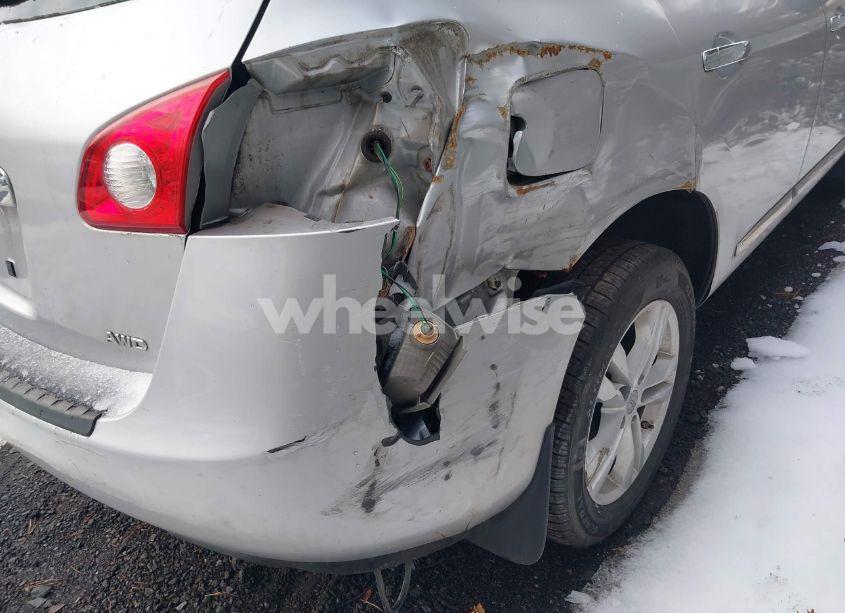 Photo 6 of 2013 Nissan Rogue S (VIN JN8AS5MV5DW622151)