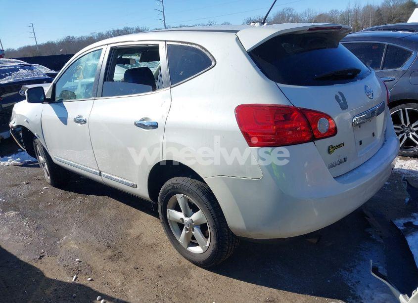 Photo 3 of 2013 Nissan Rogue S (VIN JN8AS5MV5DW622490)