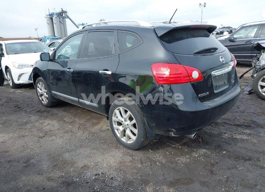 Photo 3 of 2013 Nissan Rogue SV W/SL PKG (VIN JN8AS5MV5DW624014)