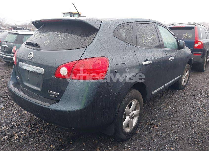 Photo 4 of 2013 Nissan Rogue S (VIN JN8AS5MV5DW624787)