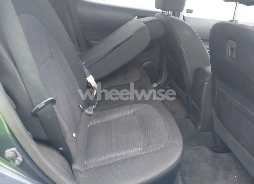 Photo 8 of 2013 Nissan Rogue S (VIN JN8AS5MV5DW624787)