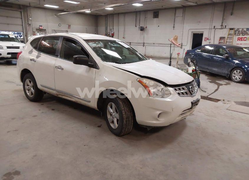 2013 Nissan Rogue S (VIN JN8AS5MV5DW633831) main photo