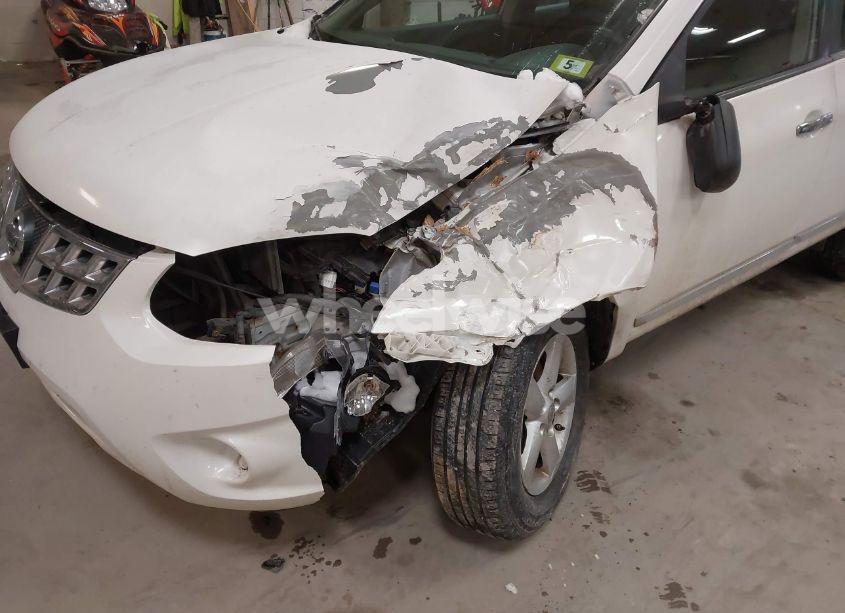 Photo 6 of 2013 Nissan Rogue S (VIN JN8AS5MV5DW633831)