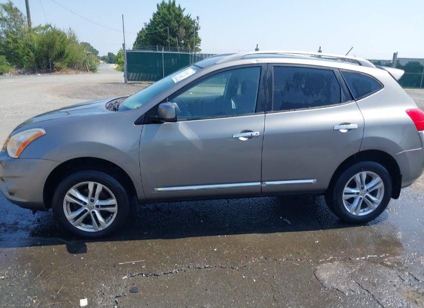 Photo 15 of 2013 Nissan Rogue SV (VIN JN8AS5MV5DW636616)