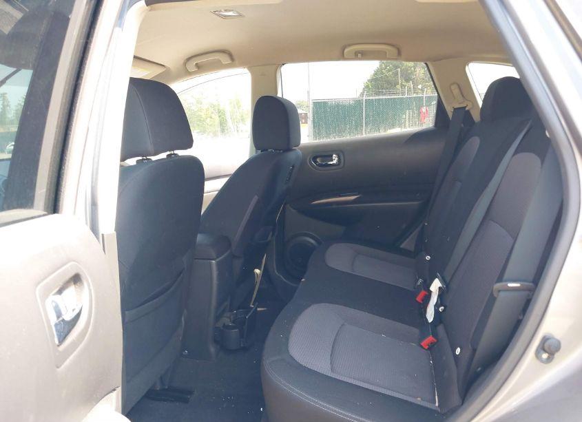 Photo 8 of 2013 Nissan Rogue SV (VIN JN8AS5MV5DW636616)