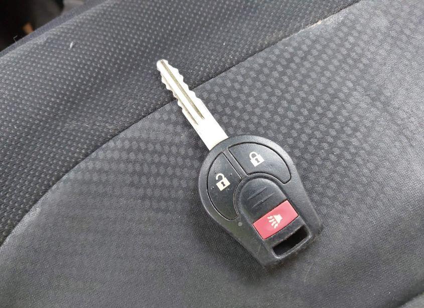 Photo 11 of 2013 Nissan Rogue S (VIN JN8AS5MV5DW637538)