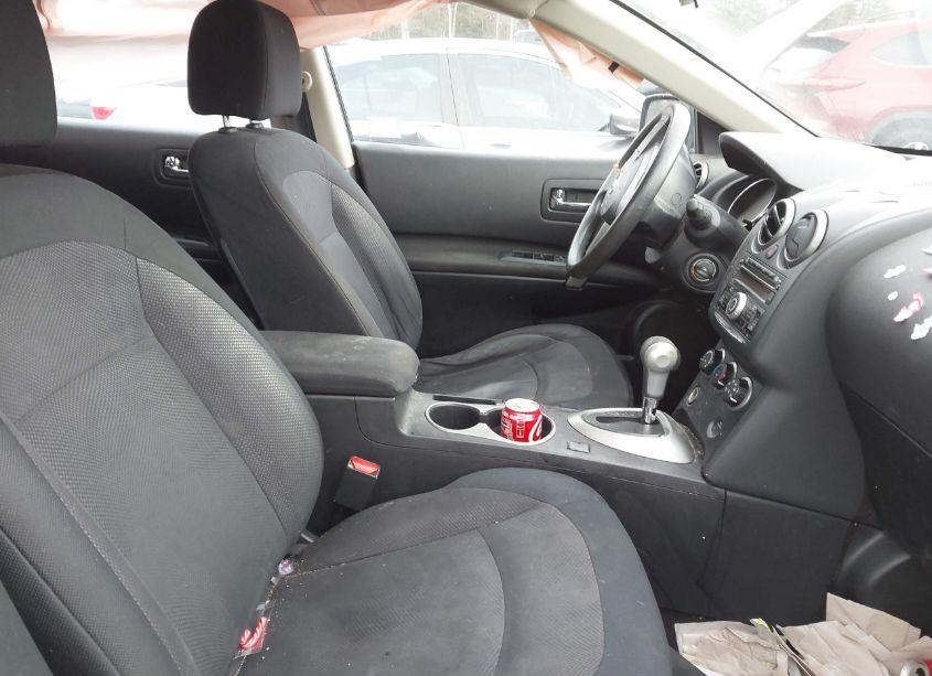 Photo 5 of 2013 Nissan Rogue S (VIN JN8AS5MV5DW637538)