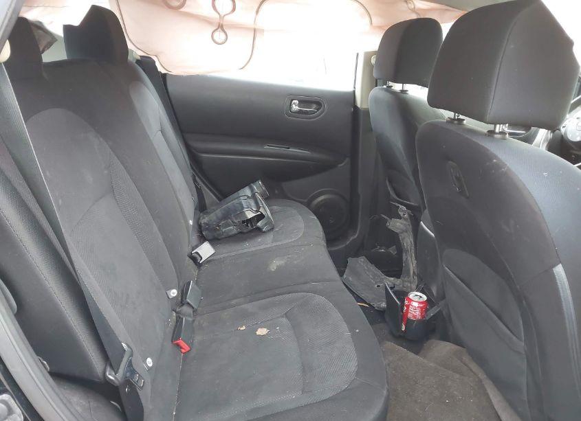 Photo 8 of 2013 Nissan Rogue S (VIN JN8AS5MV5DW637538)