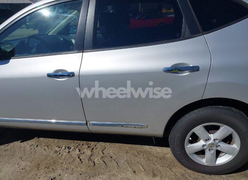 Photo 14 of 2013 Nissan Rogue S (VIN JN8AS5MV5DW646868)