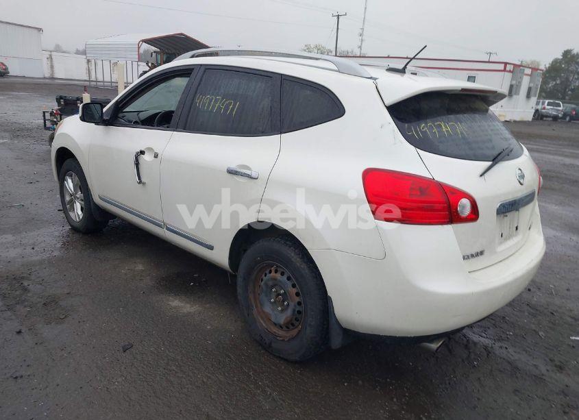 Photo 3 of 2013 Nissan Rogue SV (VIN JN8AS5MV5DW650466)