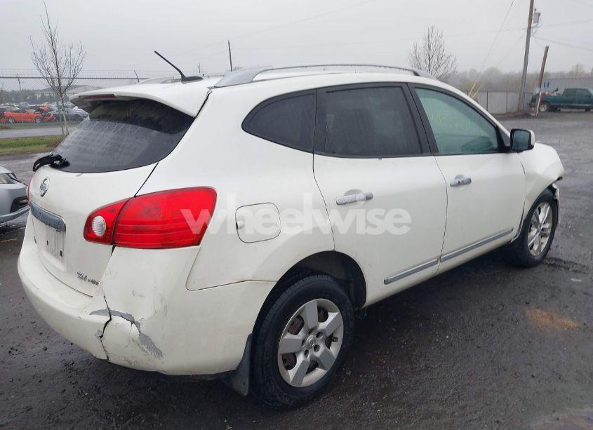 Photo 4 of 2013 Nissan Rogue SV (VIN JN8AS5MV5DW650466)