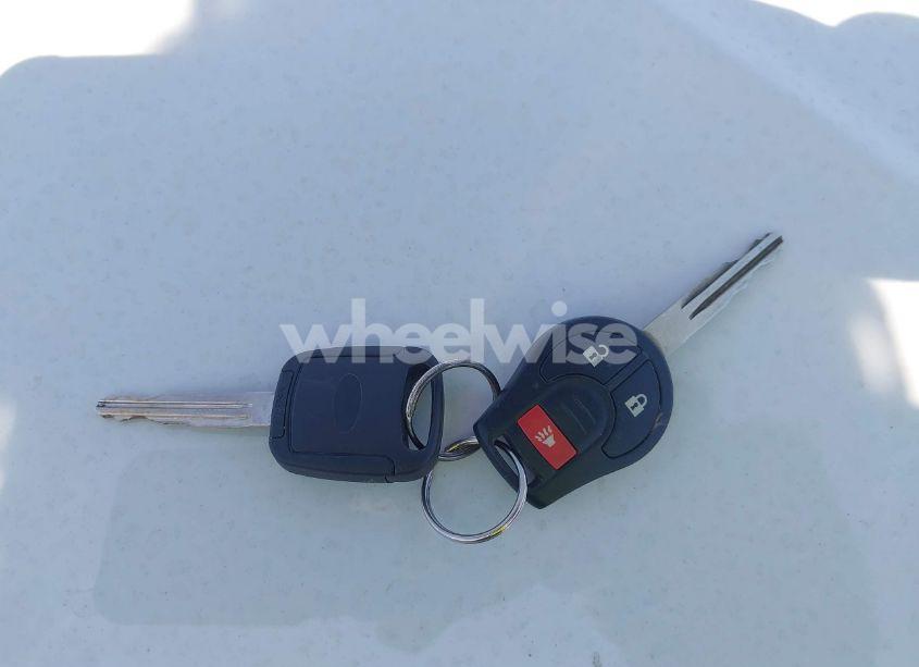 Photo 11 of 2013 Nissan Rogue S (VIN JN8AS5MV5DW650970)