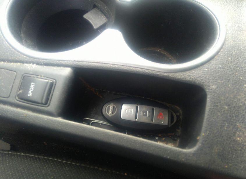 Photo 11 of 2013 Nissan Rogue SV (VIN JN8AS5MV5DW655568)