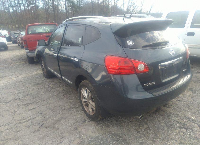 Photo 3 of 2013 Nissan Rogue SV (VIN JN8AS5MV5DW655568)