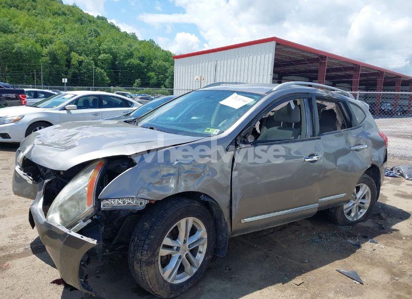 Photo 6 of 2013 Nissan Rogue SV (VIN JN8AS5MV5DW656669)