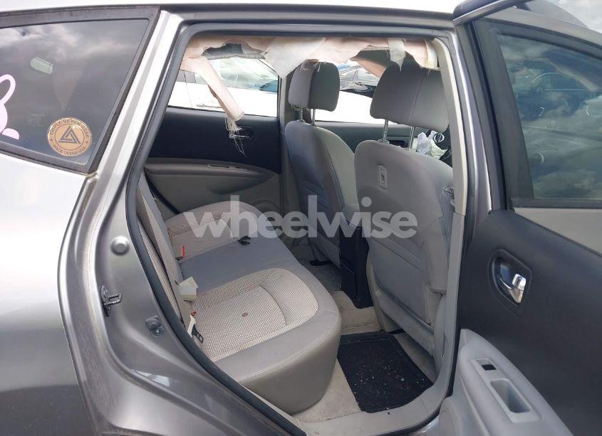 Photo 8 of 2013 Nissan Rogue SV (VIN JN8AS5MV5DW656669)