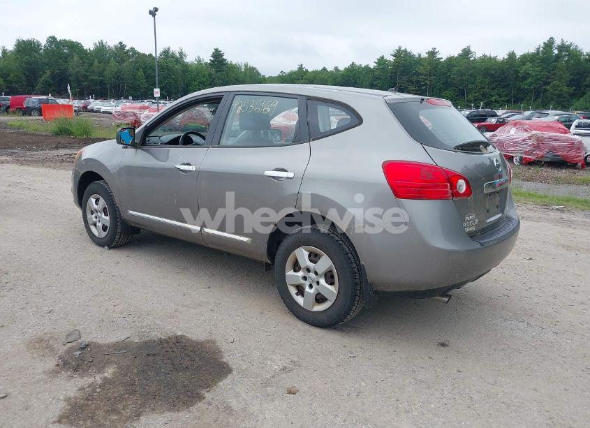 Photo 3 of 2014 Nissan Rogue SELECT S (VIN JN8AS5MV5EW713745)