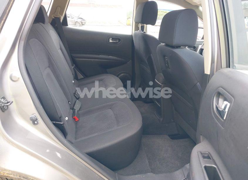 Photo 8 of 2014 Nissan Rogue SELECT S (VIN JN8AS5MV5EW713745)
