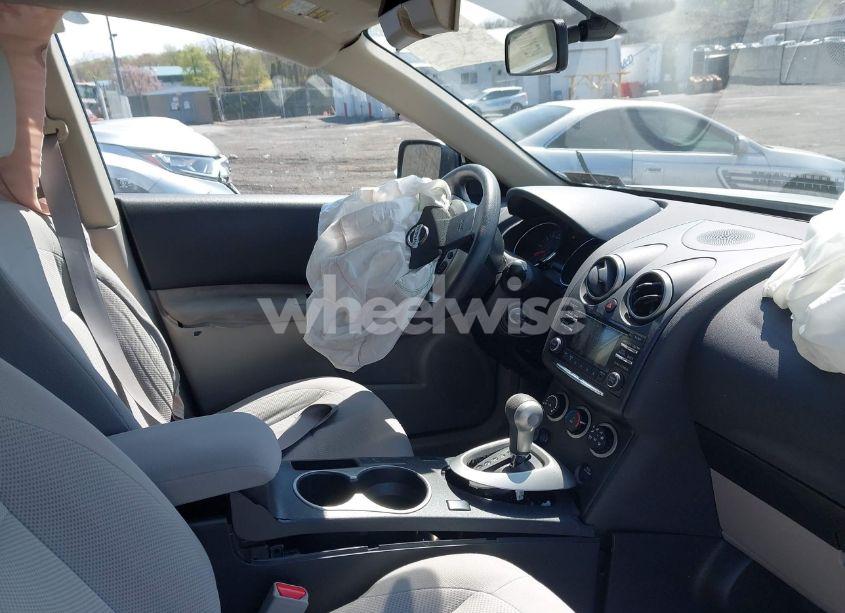 Photo 5 of 2015 Nissan Rogue SELECT S (VIN JN8AS5MV5FW259336)