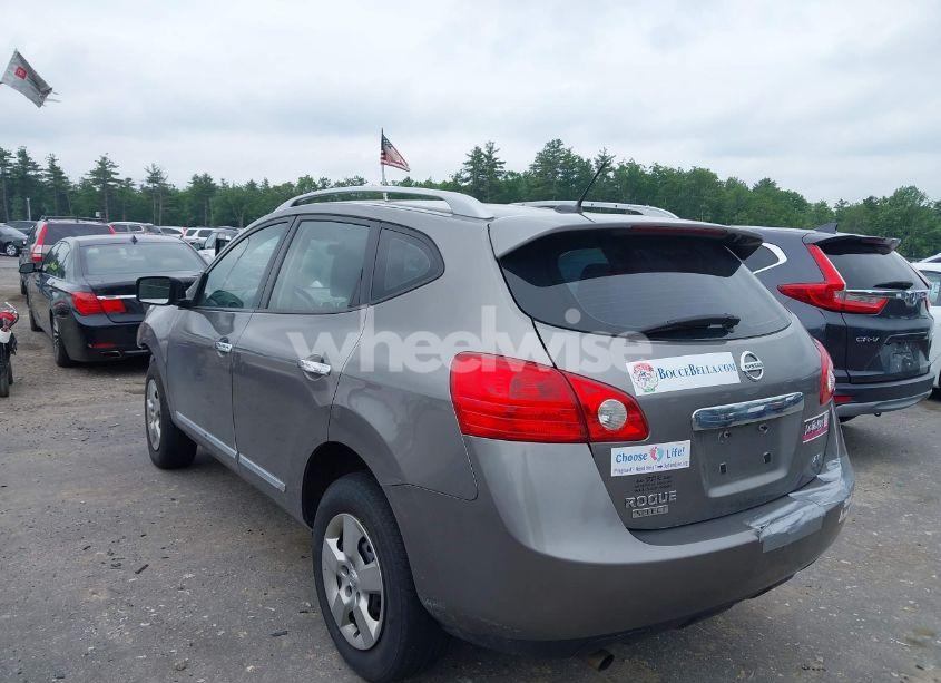 Photo 3 of 2015 Nissan Rogue SELECT S (VIN JN8AS5MV5FW751428)
