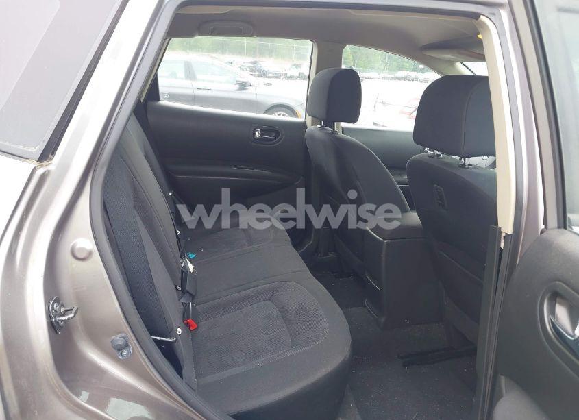 Photo 8 of 2015 Nissan Rogue SELECT S (VIN JN8AS5MV5FW751428)