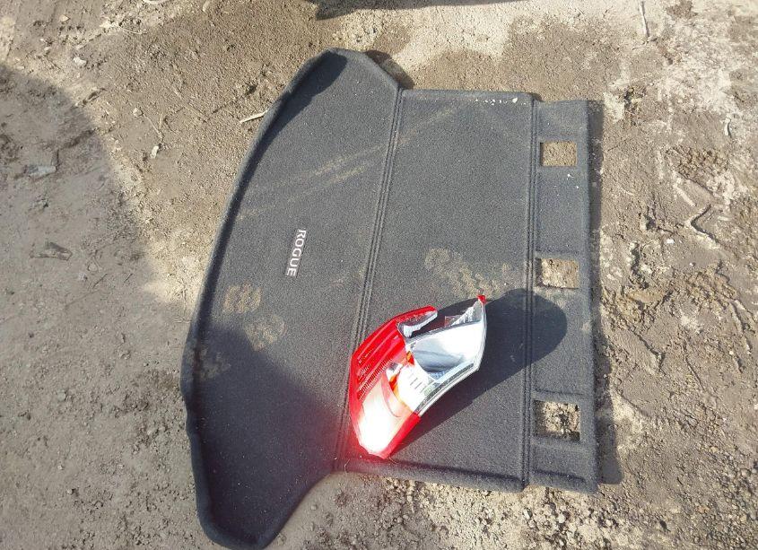 Photo 12 of 2015 Nissan Rogue SELECT S (VIN JN8AS5MV5FW765023)