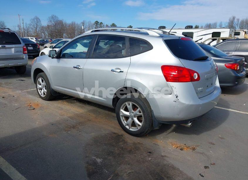 Photo 3 of 2010 Nissan Rogue SL (VIN JN8AS5MV6AW102665)