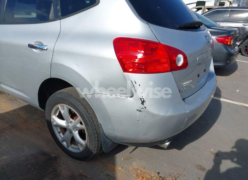 Photo 6 of 2010 Nissan Rogue SL (VIN JN8AS5MV6AW102665)