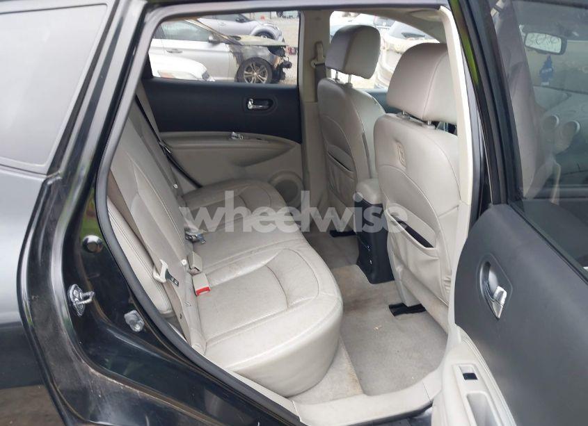 Photo 8 of 2010 Nissan Rogue SL (VIN JN8AS5MV6AW104416)