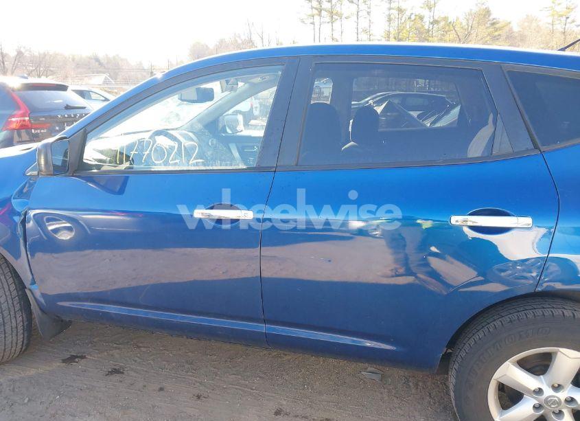 Photo 14 of 2010 Nissan Rogue S (VIN JN8AS5MV6AW131065)