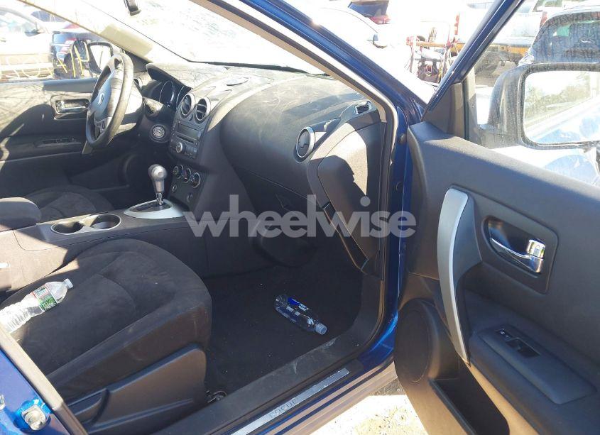 Photo 5 of 2010 Nissan Rogue S (VIN JN8AS5MV6AW131065)