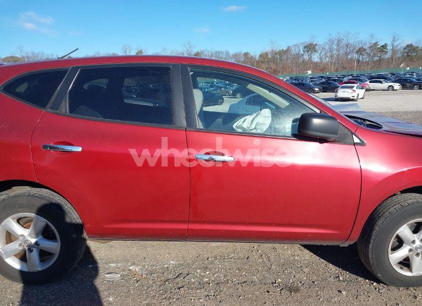 Photo 13 of 2010 Nissan Rogue S (VIN JN8AS5MV6AW143698)