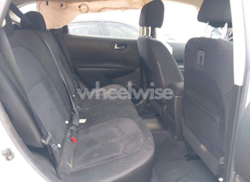 Photo 8 of 2010 Nissan Rogue S (VIN JN8AS5MV6AW146309)