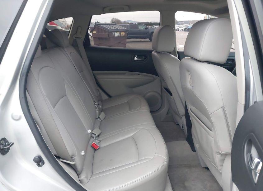 Photo 8 of 2010 Nissan Rogue SL (VIN JN8AS5MV6AW602714)