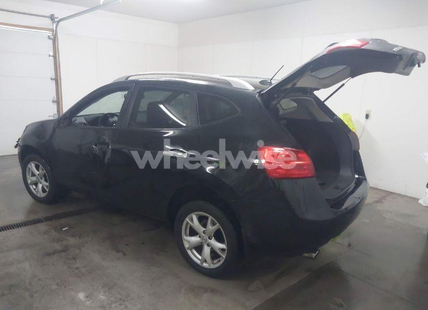 Photo 3 of 2010 Nissan Rogue SL (VIN JN8AS5MV6AW603362)