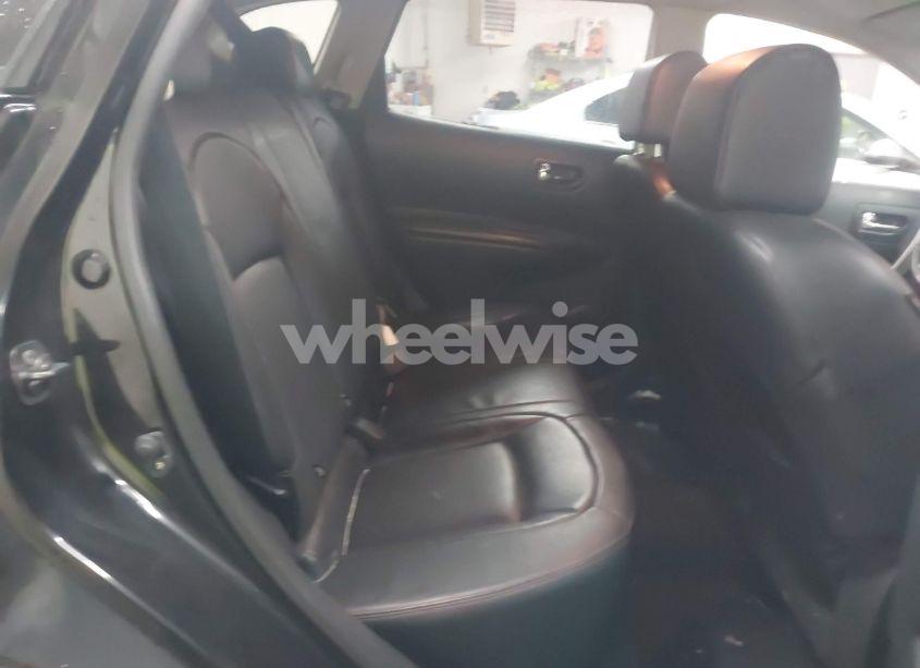 Photo 8 of 2010 Nissan Rogue SL (VIN JN8AS5MV6AW603362)