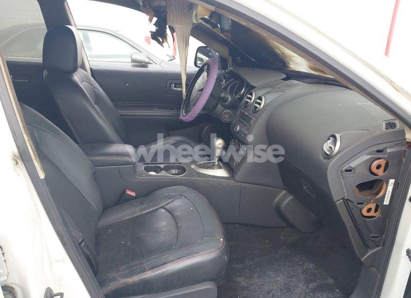 Photo 5 of 2010 Nissan Rogue SL (VIN JN8AS5MV6AW604916)