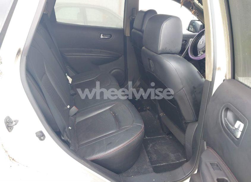 Photo 8 of 2010 Nissan Rogue SL (VIN JN8AS5MV6AW604916)