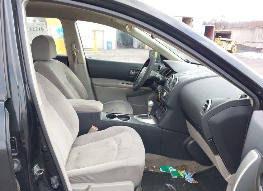 Photo 5 of 2011 Nissan Rogue S (VIN JN8AS5MV6BW252051)