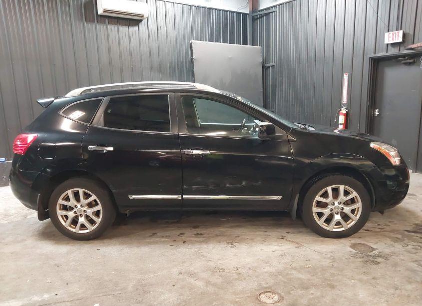 Photo 13 of 2011 Nissan Rogue SV (VIN JN8AS5MV6BW269190)