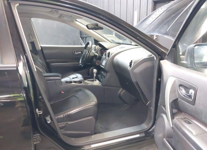 Photo 5 of 2011 Nissan Rogue SV (VIN JN8AS5MV6BW269190)