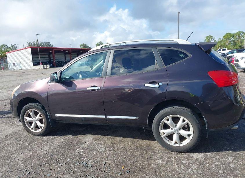 Photo 14 of 2011 Nissan Rogue SV (VIN JN8AS5MV6BW272199)