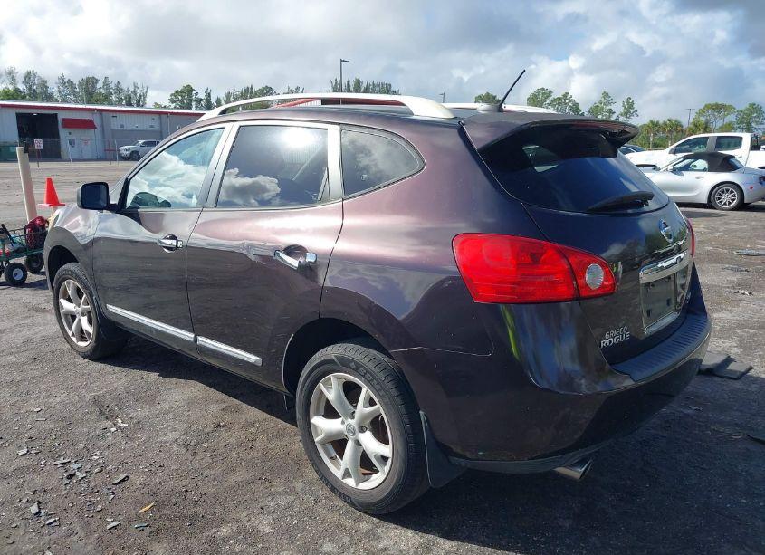 Photo 3 of 2011 Nissan Rogue SV (VIN JN8AS5MV6BW272199)