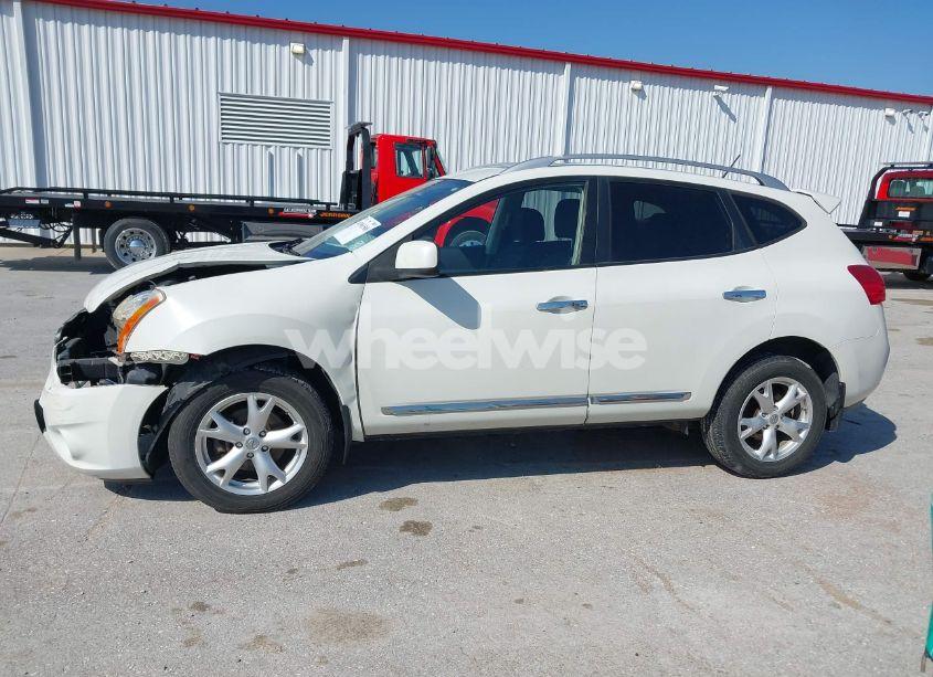 Photo 14 of 2011 Nissan Rogue SV (VIN JN8AS5MV6BW287639)